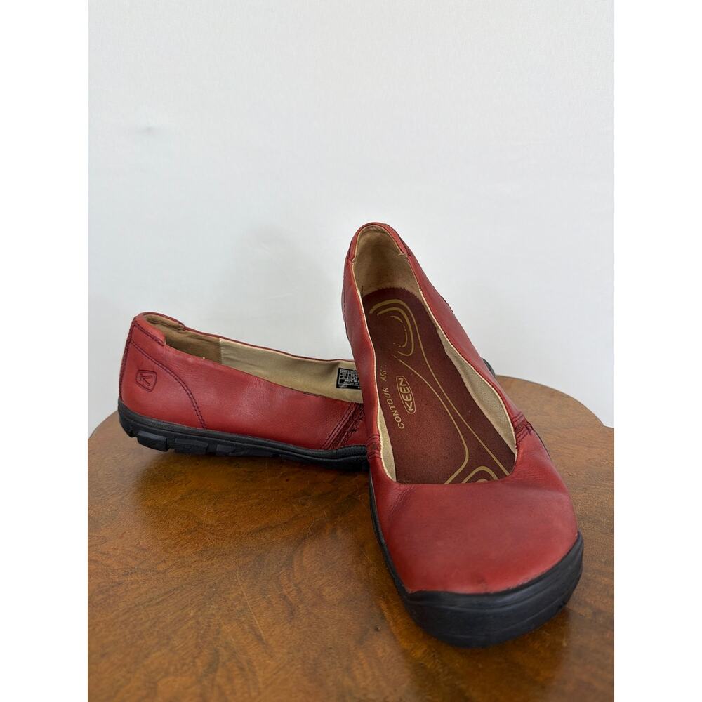 Keen Red Leather Comfort Flats Casual Slip On Rubber Outsole Shoes Size 10.5
